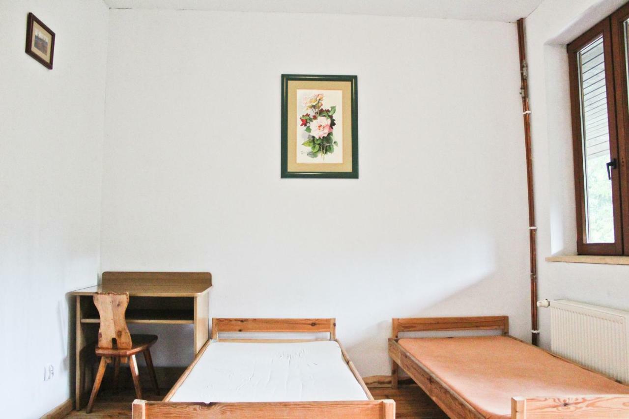 Lesna Willa Pttk W Komanczy Komańcza Buitenkant foto