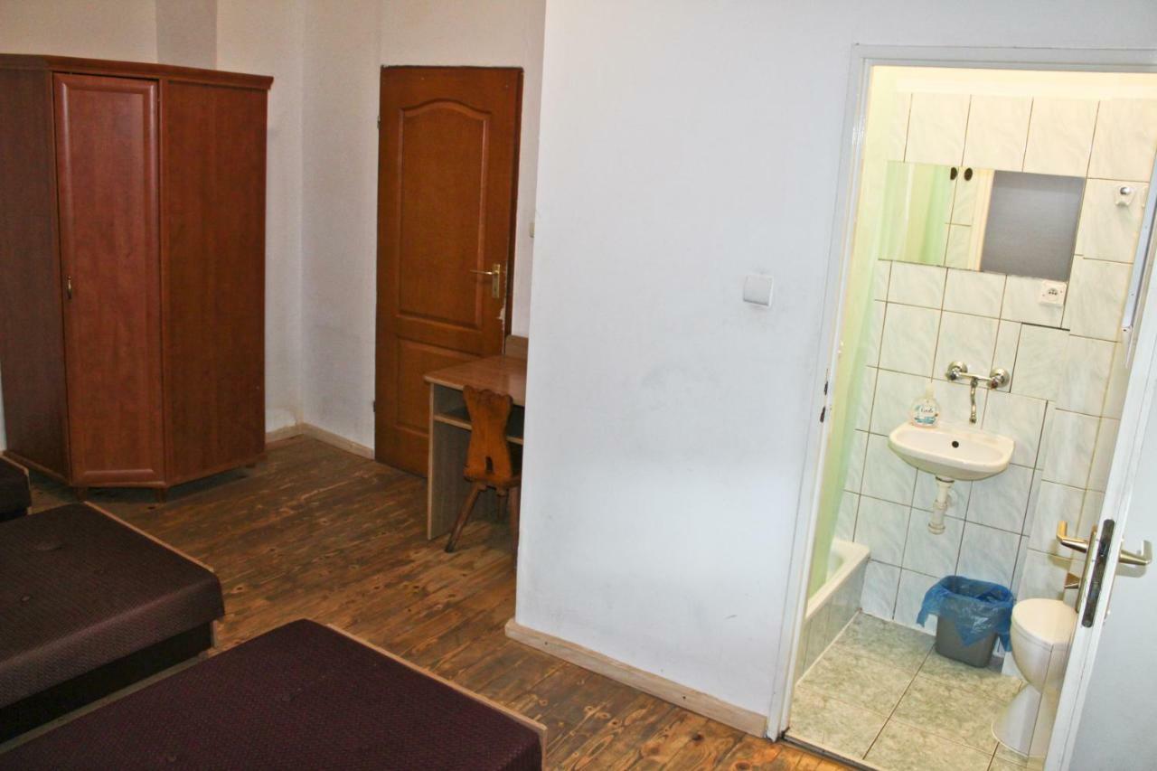 Lesna Willa Pttk W Komanczy Komańcza Buitenkant foto